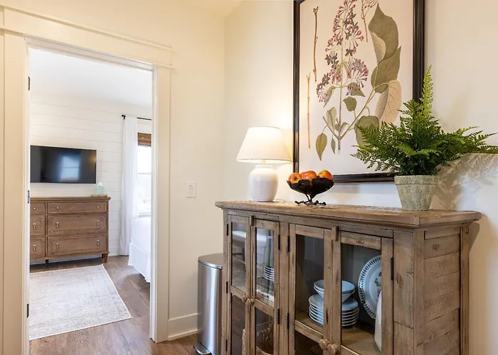 Kildahl House - Boutique #4 * West Dundee